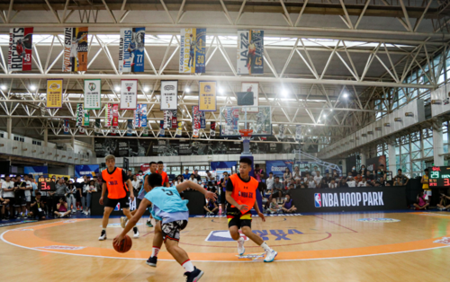 他在比赛中 他在比赛中