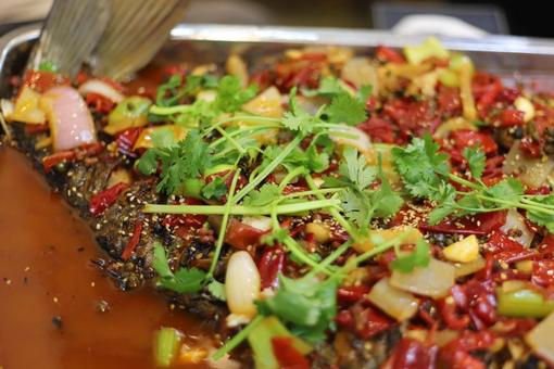 他放入首發 他放入首發