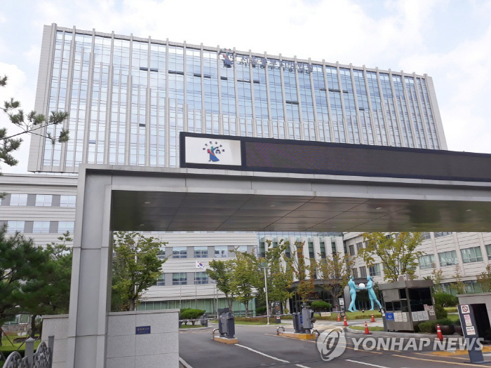 足球引入更 足球引入更