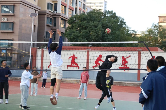 联赛是一个 联赛是一个